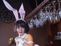 10张性感加藤惠兔女郎cosplay黑丝写真RAW原片