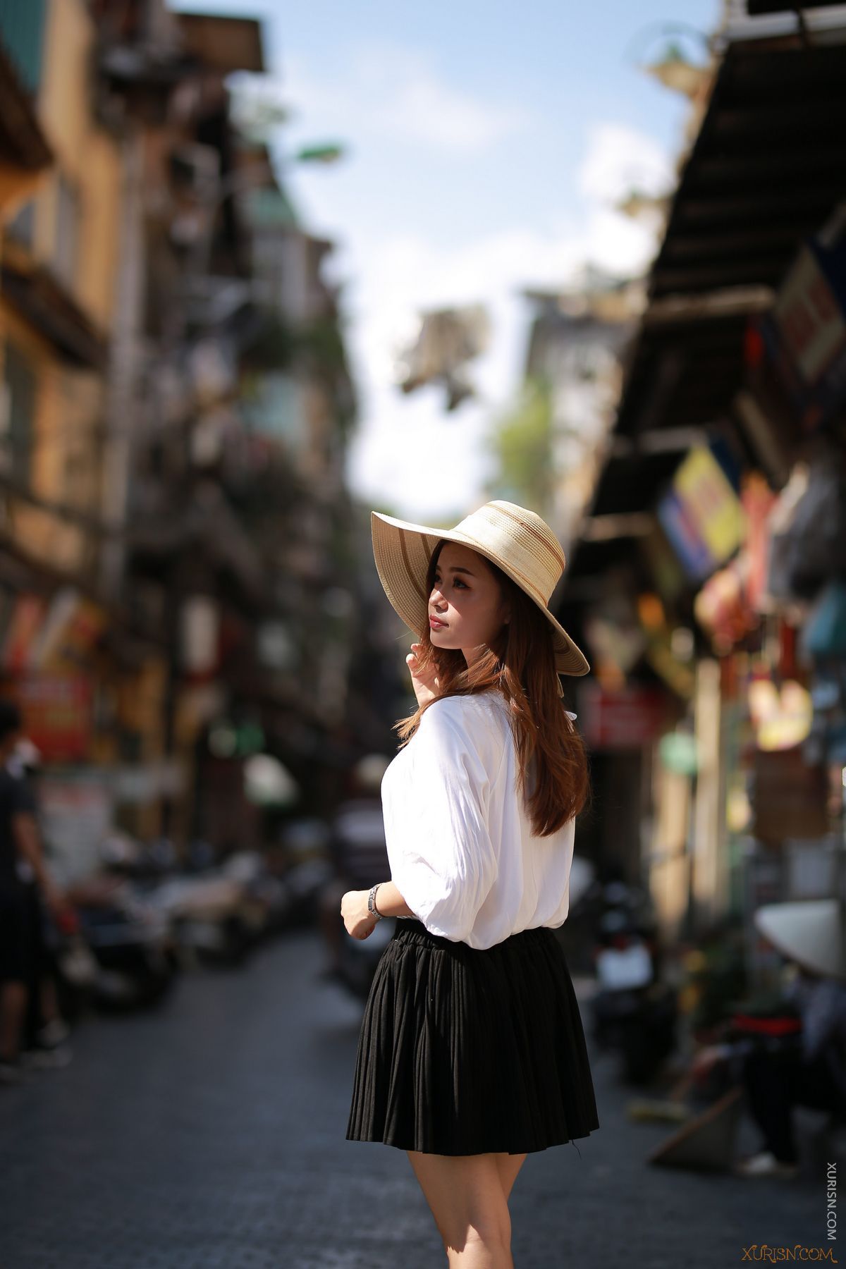 美图欣赏-8张越南美女的街拍写真RAW原图欣赏Canon EOS 6D(5)